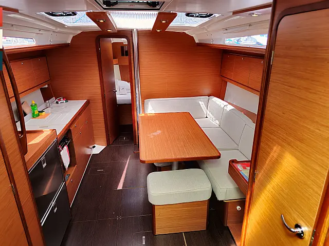 Dufour 390 Grand Large - Interior image
