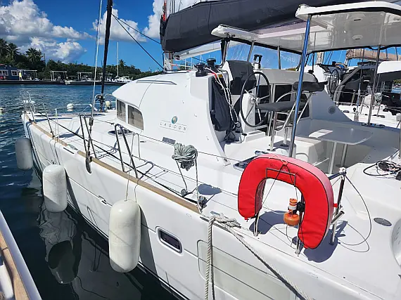 Lagoon 380