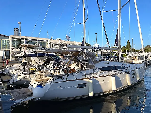 Elan Impression 45 - External image